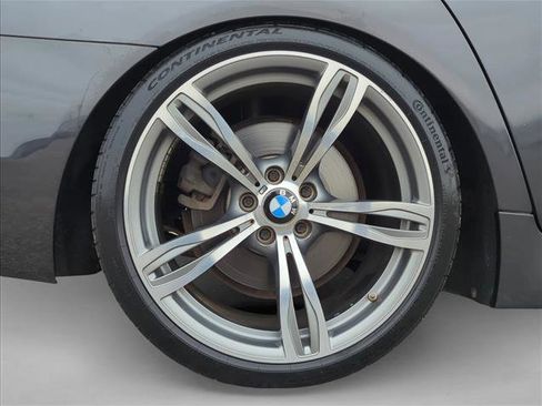 Used 2014 BMW 550i xDrive Sedan image 18