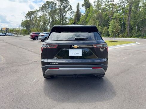 Used 2026 Chevrolet Equinox LT FWD image 4