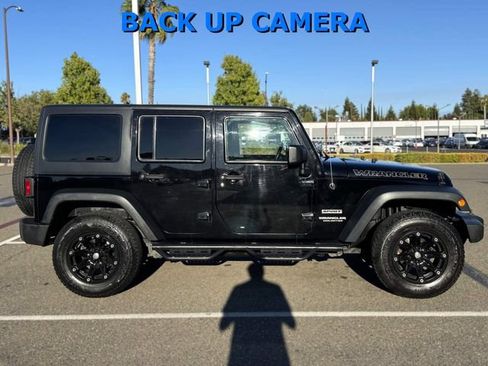 Used 2016 Jeep Wrangler Unlimited Sport w/ Quick Order Package 24S AWD/4WD image 4