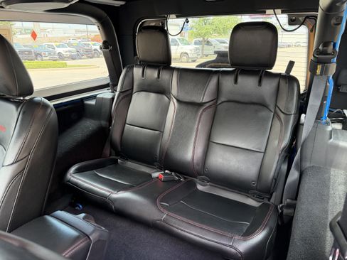 Used 2021 Jeep Wrangler Rubicon AWD/4WD image 32
