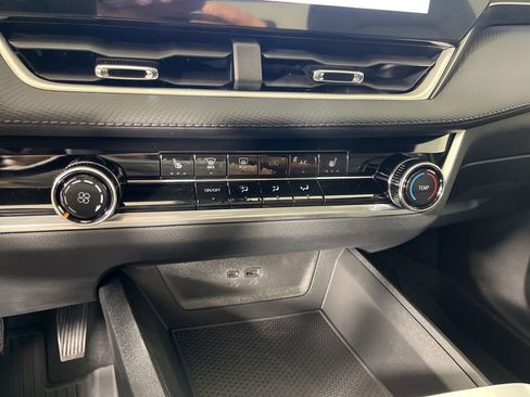 New 2026 Chevrolet Equinox LT FWD image 29