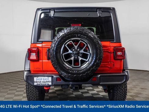 Used 2024 Jeep Wrangler Unlimited Rubicon w/ Technology Group image 19