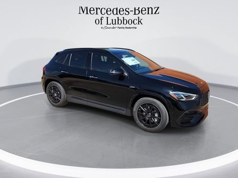New 2025 Mercedes-Benz GLA 35 AMG GLA 35 AMG image 2