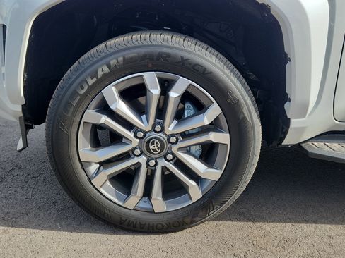 New 2025 Toyota 4Runner Limited image 11