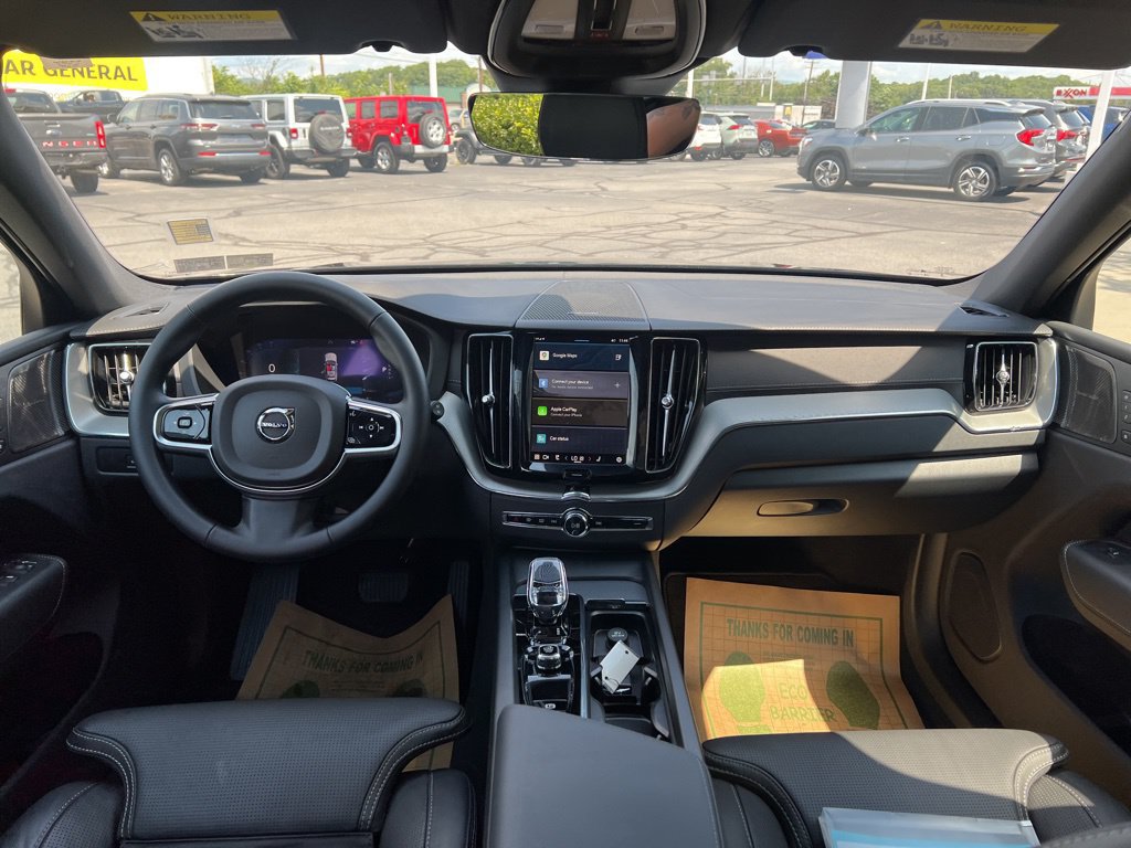 Certified 2024 Volvo XC60 T8 Ultimate w/ Climate Package AWD/4WD image 30