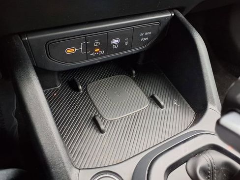 Used 2025 Kia K4 EX FWD image 65