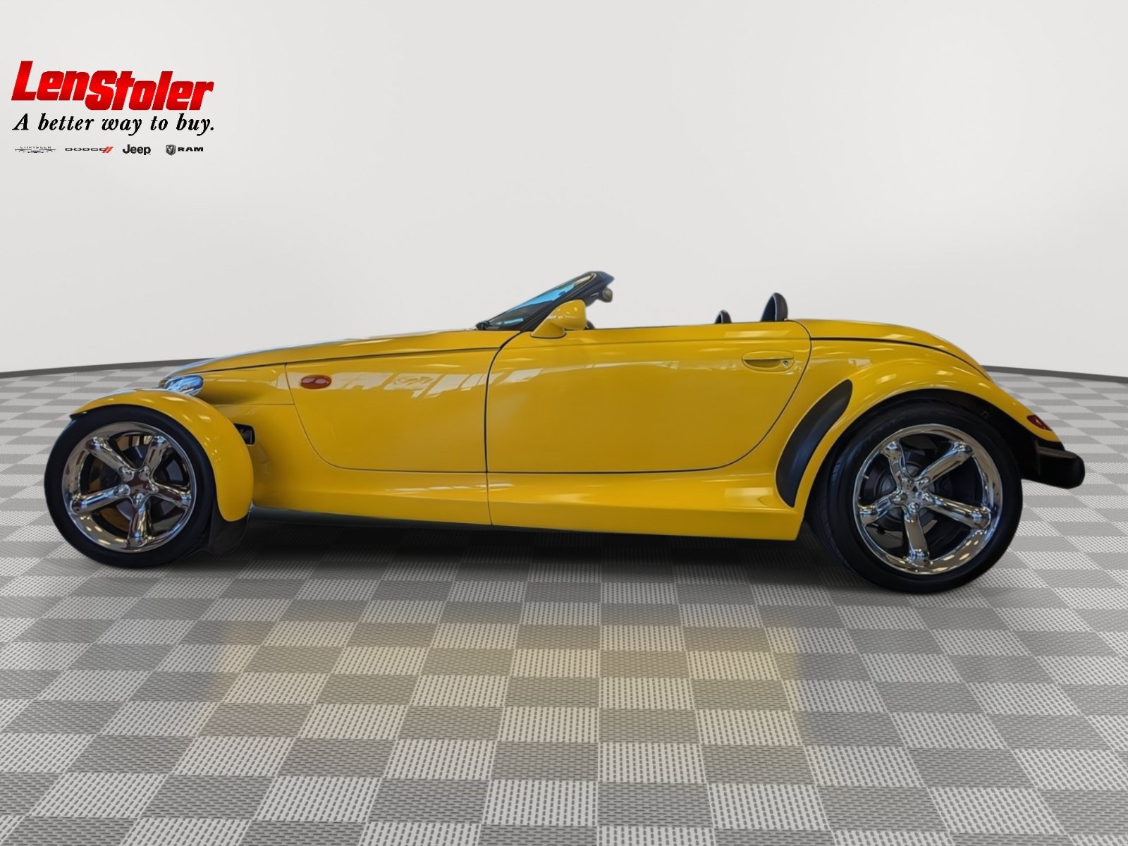 Used 2002 Chrysler Prowler RWD image 2