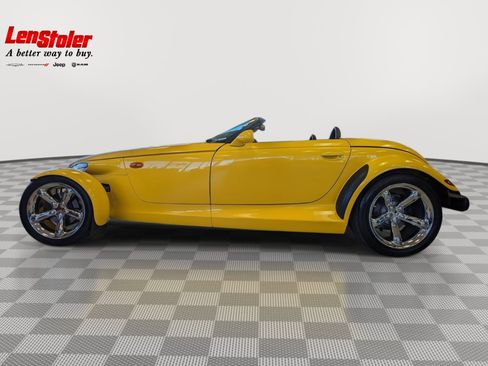 Used 2002 Chrysler Prowler RWD image 2