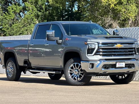 New 2026 Chevrolet Silverado 3500 LTZ w/ LTZ Premium Package AWD/4WD image 2