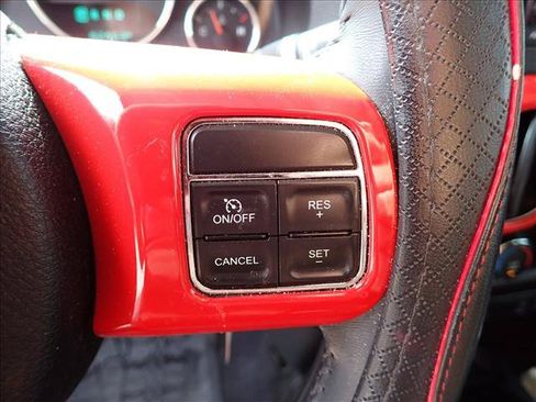Used 2014 Jeep Wrangler Unlimited Rubicon w/ Connectivity Group AWD/4WD image 13