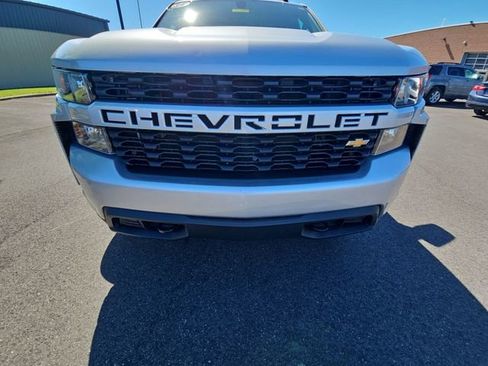 Used 2021 Chevrolet Silverado 1500 Custom AWD/4WD image 34
