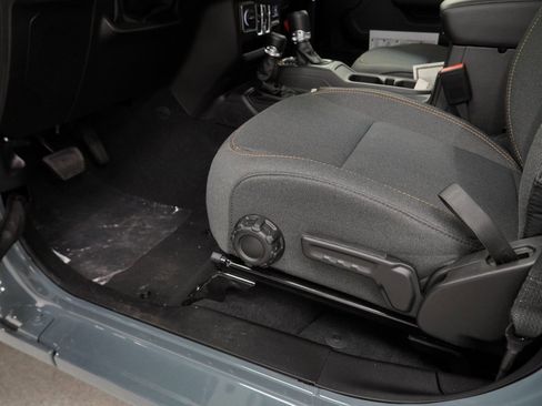 New 2026 Jeep Gladiator Sport image 29