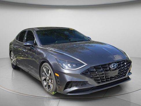 Used 2021 Hyundai Sonata SEL Plus w/ Tech Package FWD image 4