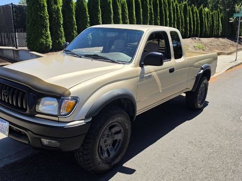 Used 2002 Toyota Tacoma 4x4 Xtracab V6 image 1