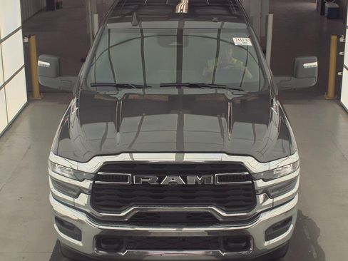 Used 2026 RAM 2500 Big Horn AWD/4WD image 3