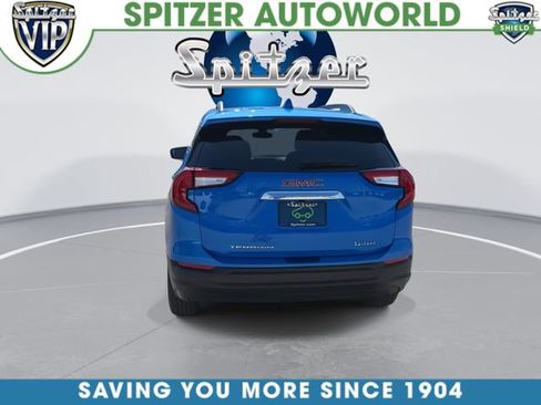 Used 2024 GMC Terrain SLE w/ Driver Convenience Package FWD image 8