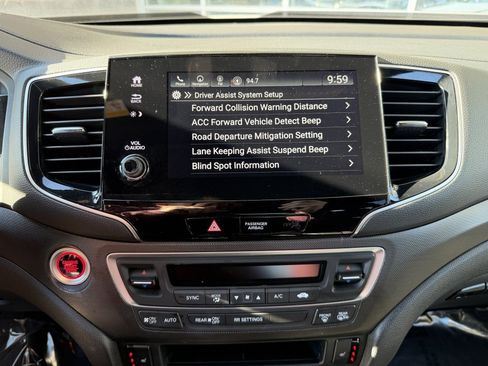 Used 2023 Honda Passport TrailSport image 22