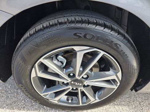 Used 2024 Kia Forte LXS image 18