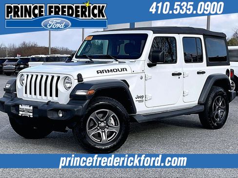 Used 2018 Jeep Wrangler Unlimited Sport S image 3