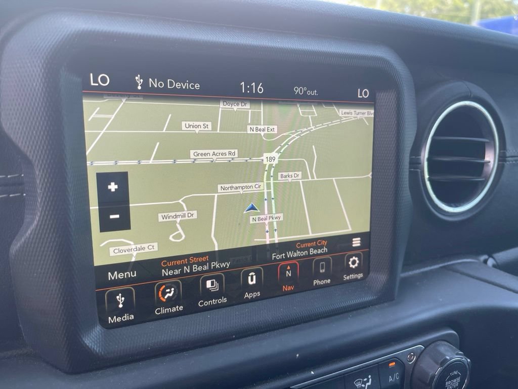 Used 2021 Jeep Wrangler Unlimited Sahara AWD/4WD image 7