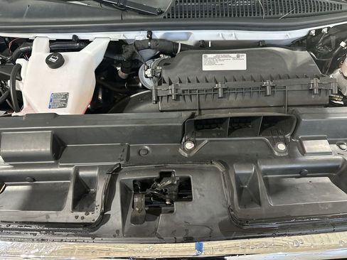 Used 2024 GMC Savana 2500 w/ Driver Convenience Package image 17