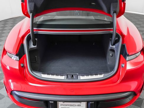 Used 2024 Porsche Taycan 4S w/ Premium Package image 27