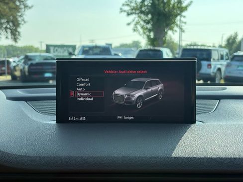 Used 2018 Audi Q7 3.0T Prestige w/ Prestige Package AWD/4WD image 19