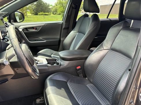 Used 2020 Toyota RAV4 XSE AWD/4WD image 10