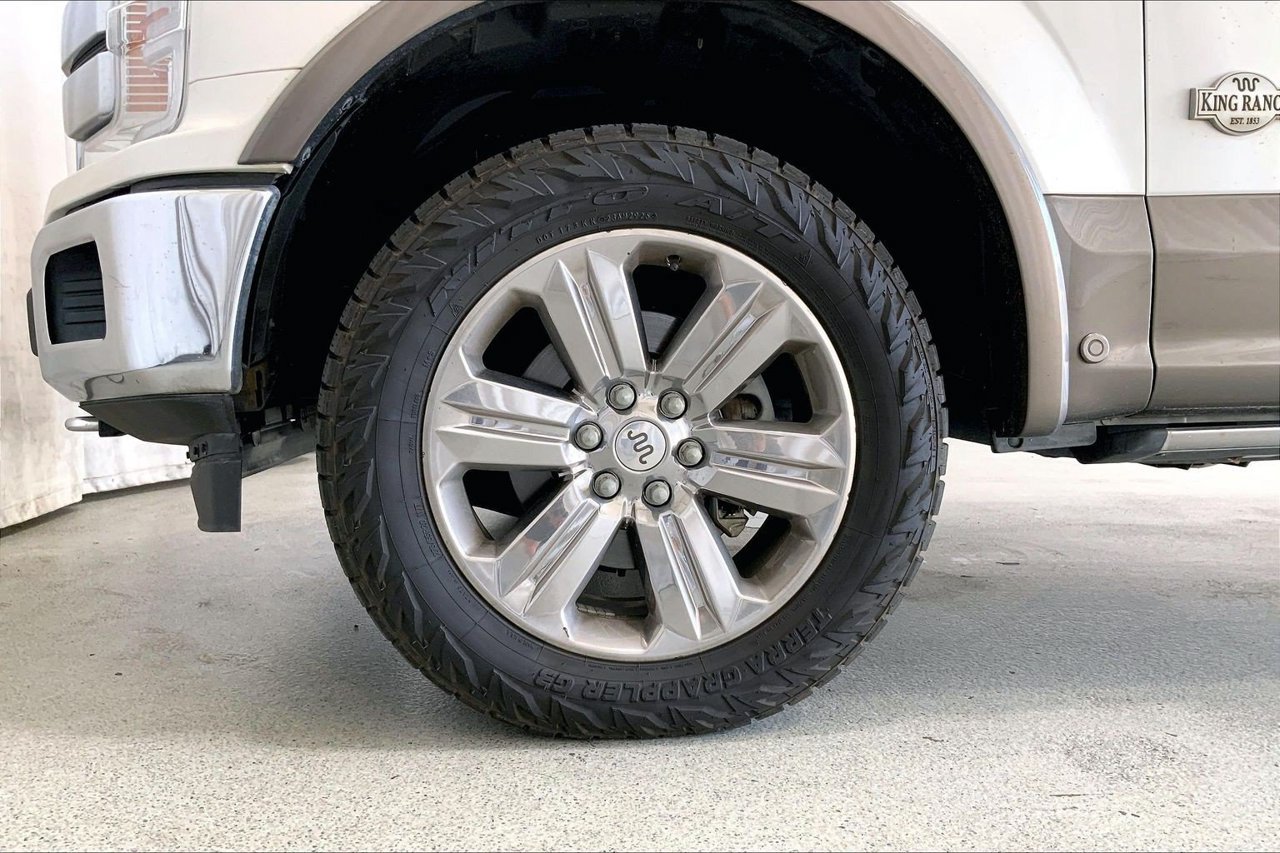 Used 2018 Ford F150 King Ranch w/ Equipment Group 601A Luxury AWD/4WD image 6