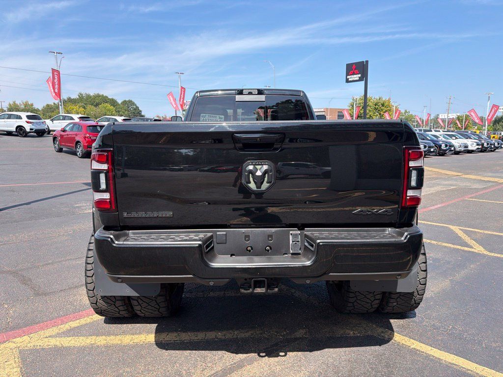 Used 2022 RAM 3500 Laramie w/ Night Edition AWD/4WD image 10