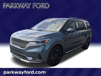 Used 2022 Kia Carnival SX