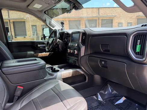 Used 2021 GMC Sierra 3500 Denali w/ Denali Ultimate Package image 27