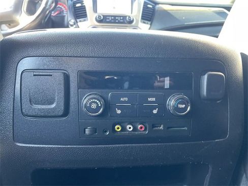 Used 2016 GMC Yukon Denali w/ Open Road Package image 21