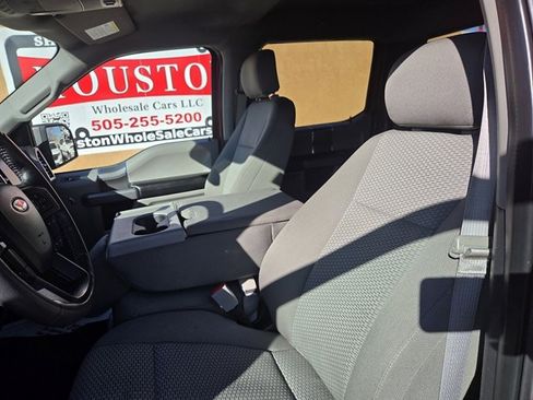 Used 2020 Ford F150 XLT image 6