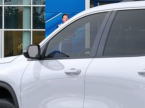 New 2026 Chevrolet Traverse LT FWD image 14