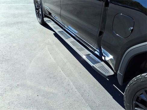 Used 2022 GMC Sierra 1500 Denali image 29