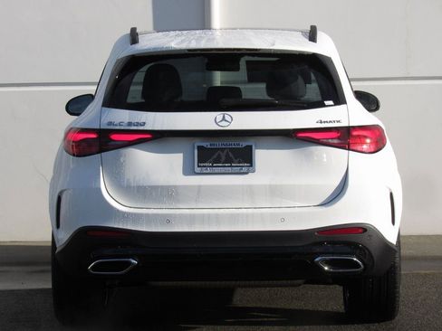 New 2026 Mercedes-Benz GLC 300 4MATIC image 7