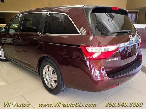 Used 2012 Honda Odyssey LX image 3