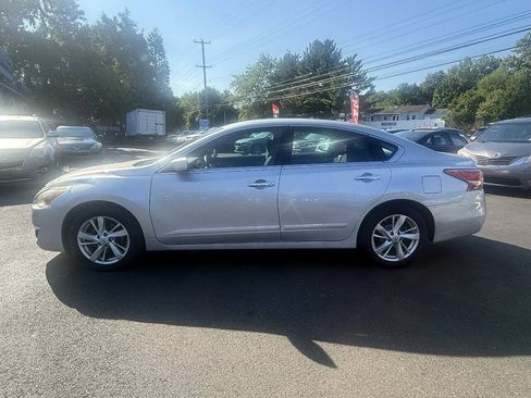 Used 2015 Nissan Altima 2.5 SV FWD image 6