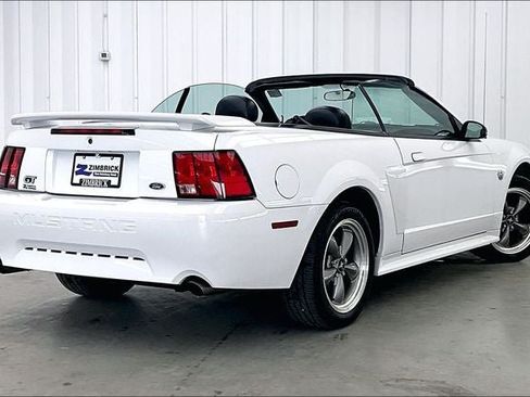 Used 2004 Ford Mustang GT RWD image 12