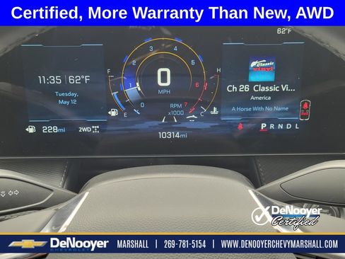 Used 2026 Chevrolet Equinox LT AWD/4WD image 13