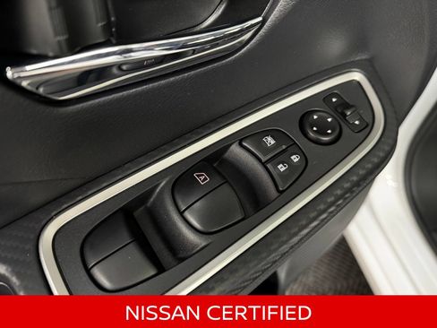 Certified 2025 Nissan Versa SR w/ Trunk Package FWD image 26