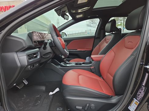 New 2026 Kia K4 GT-Line Turbo image 5