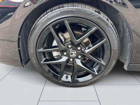 Used 2025 Honda Civic Sport image 9