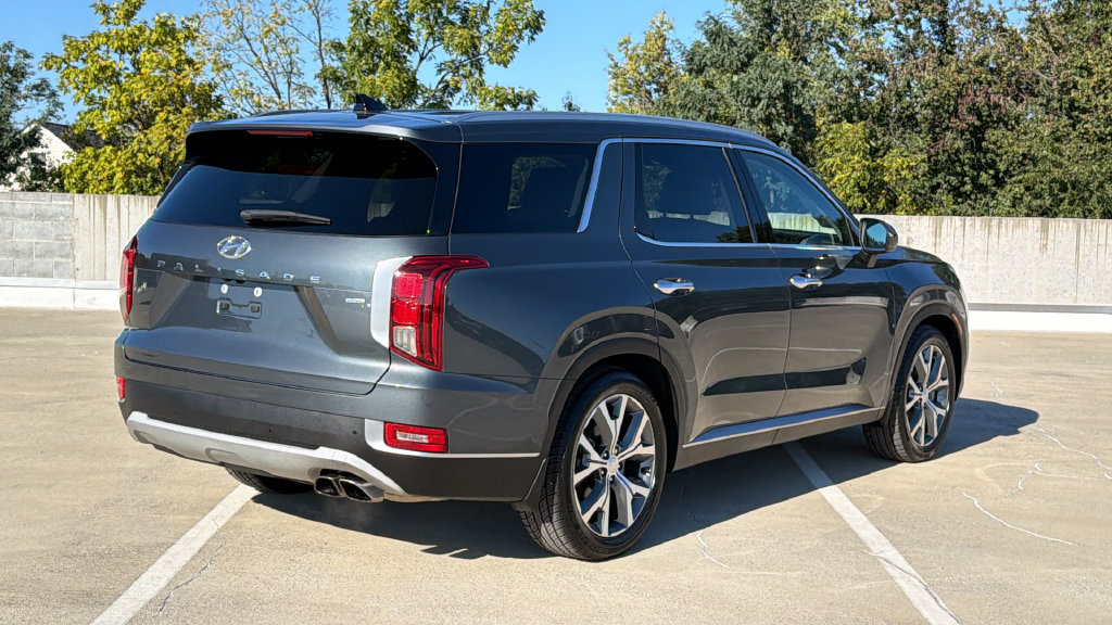 Used 2022 Hyundai Palisade SEL w/ Premium Package AWD/4WD image 4