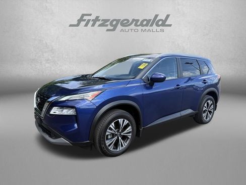 Used 2023 Nissan Rogue SV w/ SV Premium B Package AWD/4WD image 3
