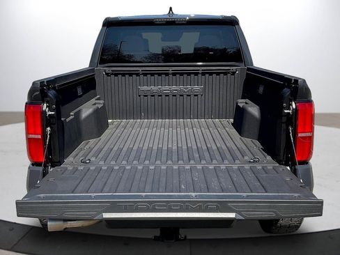 Used 2024 Toyota Tacoma TRD Sport image 26