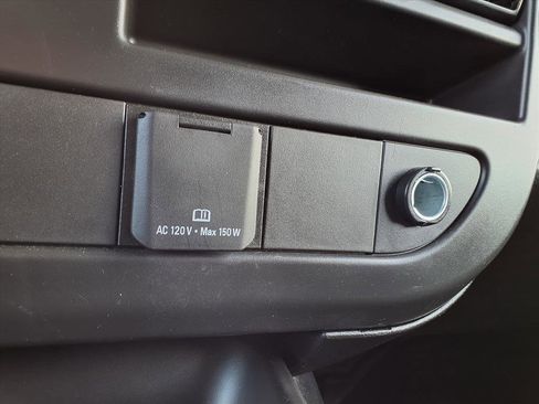 Used 2024 GMC Savana 2500 w/ Driver Convenience Package image 8