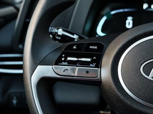 New 2026 Hyundai Elantra SE image 11