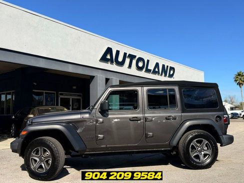 Used 2023 Jeep Wrangler Unlimited Sport AWD/4WD image 4